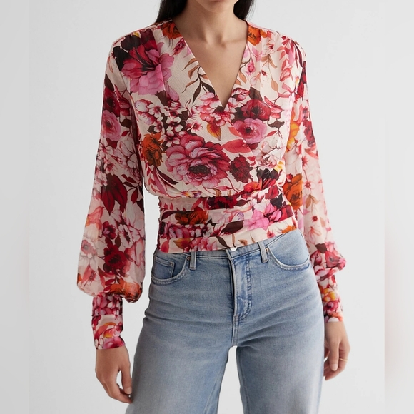 NWOT Express Pink Floral V-Neck Long Sleeve Faux Wrap Pleated Waist Top, XS - Picture 1 of 11